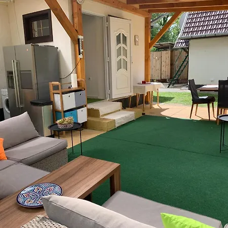 Casa de Férias Balaton Family With 3 Bedrooms And Private , Private Parking
