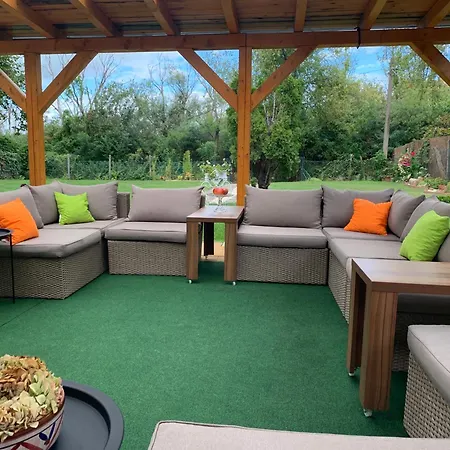Feriehus Balaton Family With 3 Bedrooms And Private , Private Parking