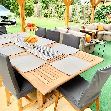 Balaton Family With 3 Bedrooms And Private , Private Parking