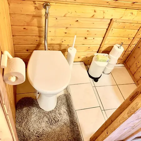 Balaton Family With 3 Bedrooms And Private , Private Parking Casa de Férias
