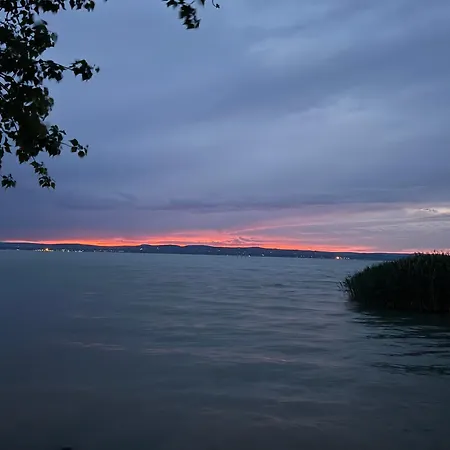 Balaton Family With 3 Bedrooms And Private , Private Parking *